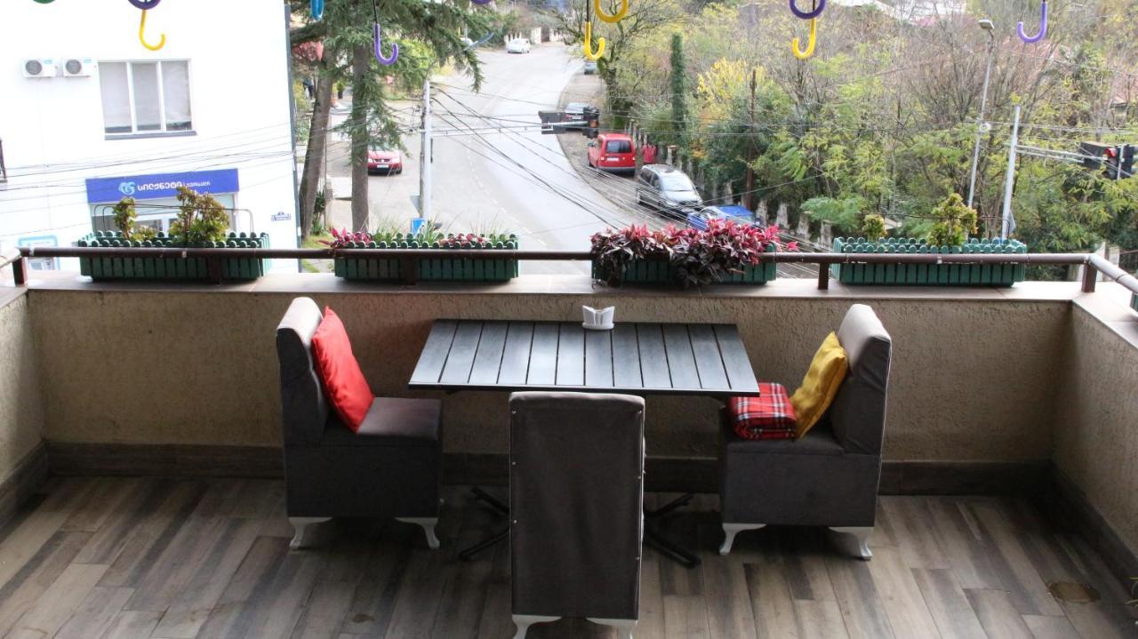 Tskaltubo Hotel Terrace Exterior foto